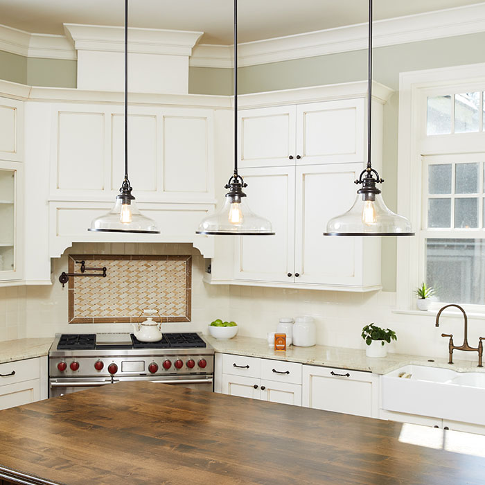 15 Beautiful Farmhouse Kitchen Lighting Ideas