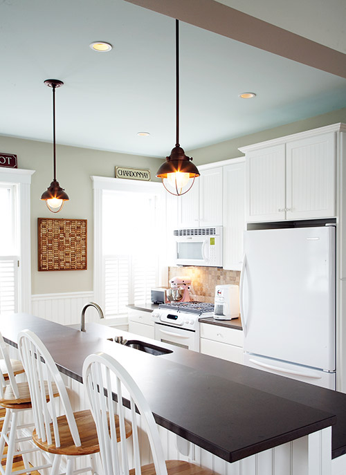 kitchen island single pendants