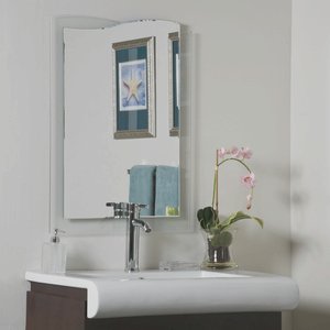 Decor Wonderland-SSM448-Tula - 31.50 Inch Novelty Bathroom Mirror   Silver Finish