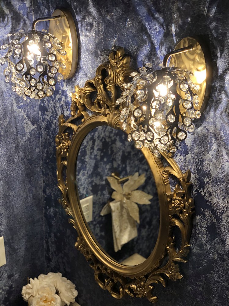 Picture 4 of 5